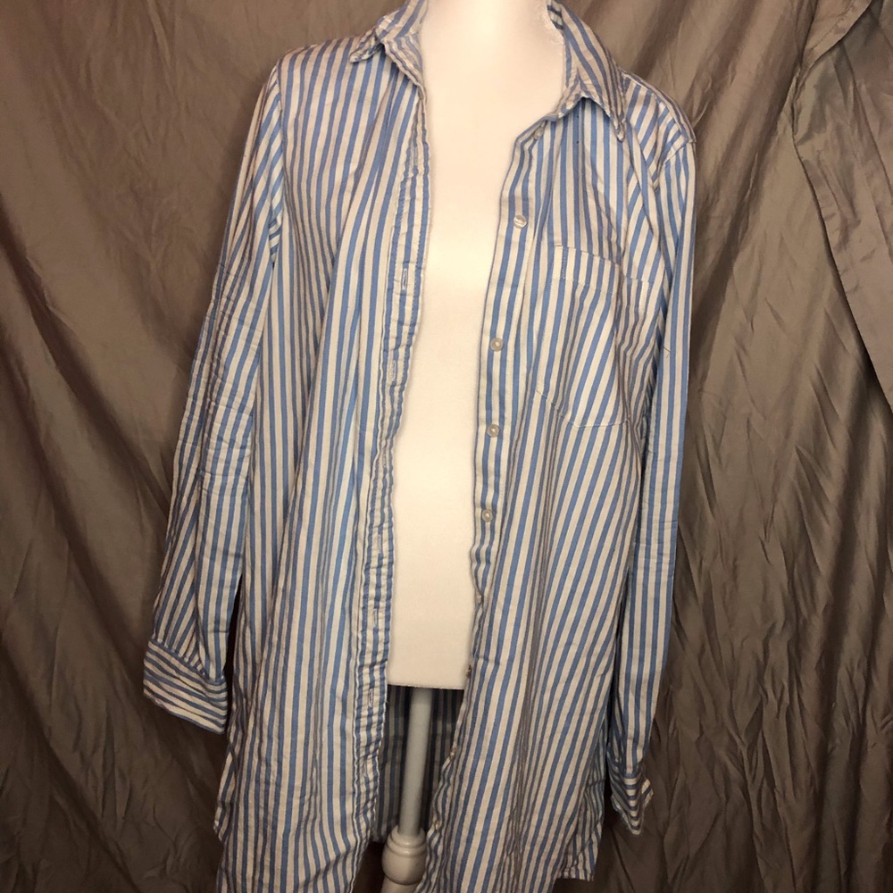 Long button up top